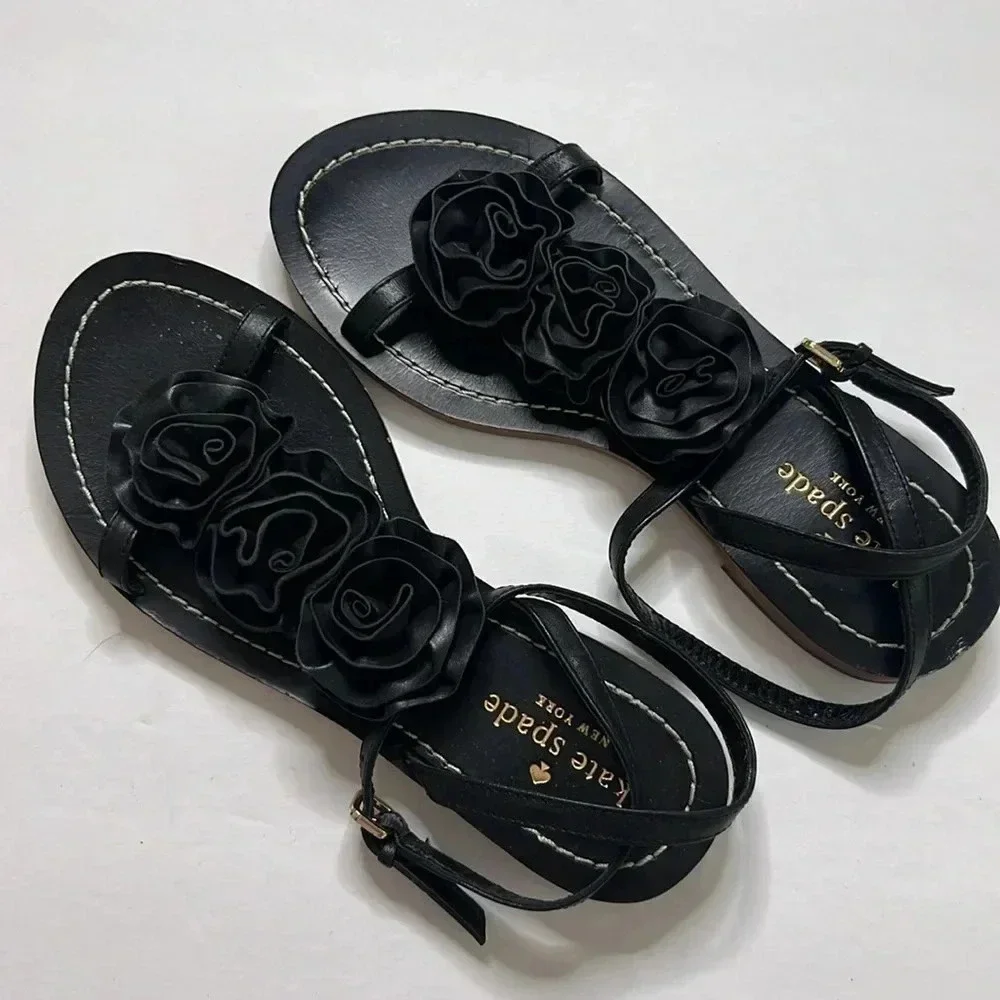 Kate Spade Caryl rosette leather flat sandals size 6m
